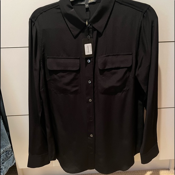 New With Tags Black long sleeve button down blouse! - Picture 2 of 3